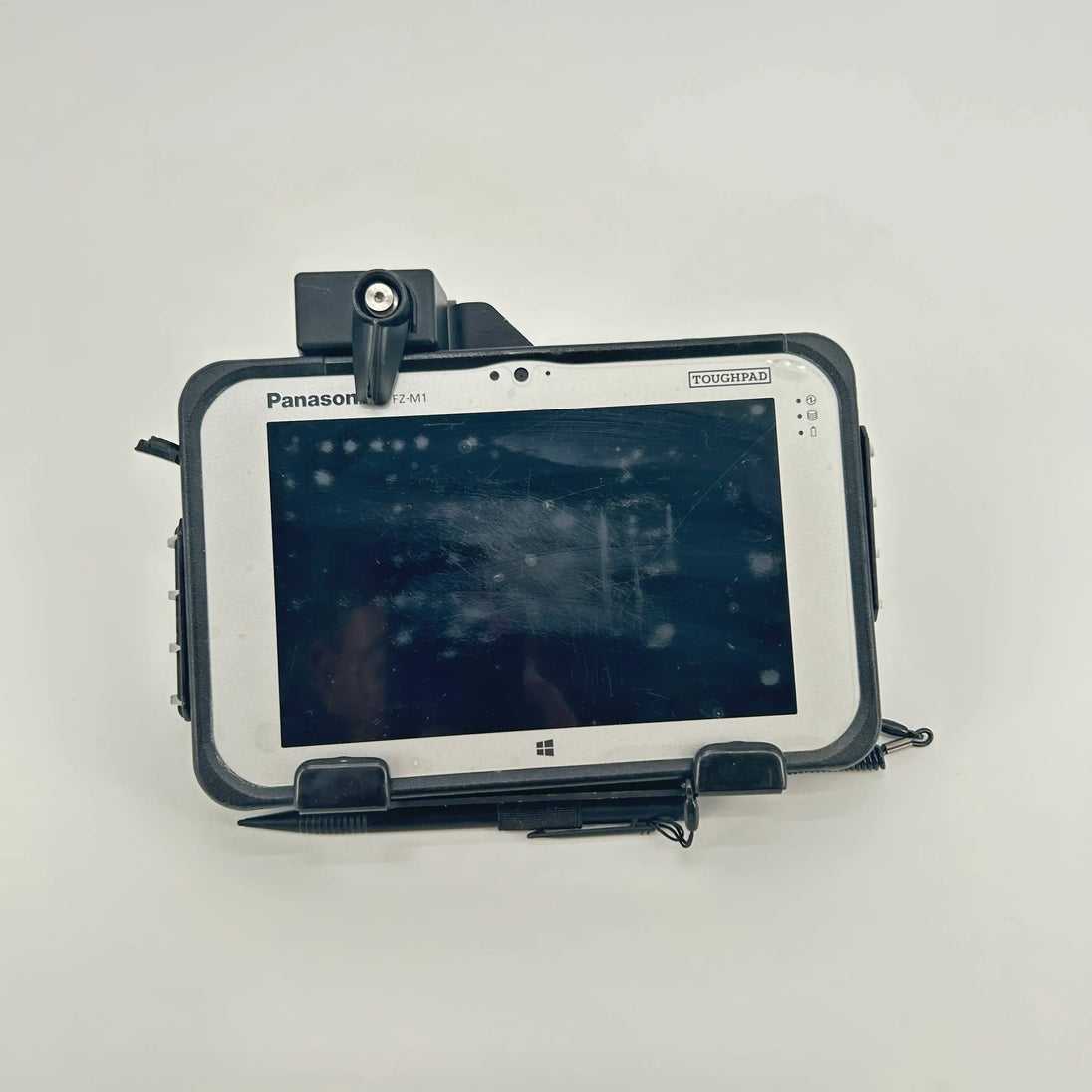 Leica iCON iCT30 9″ R80 with CC80